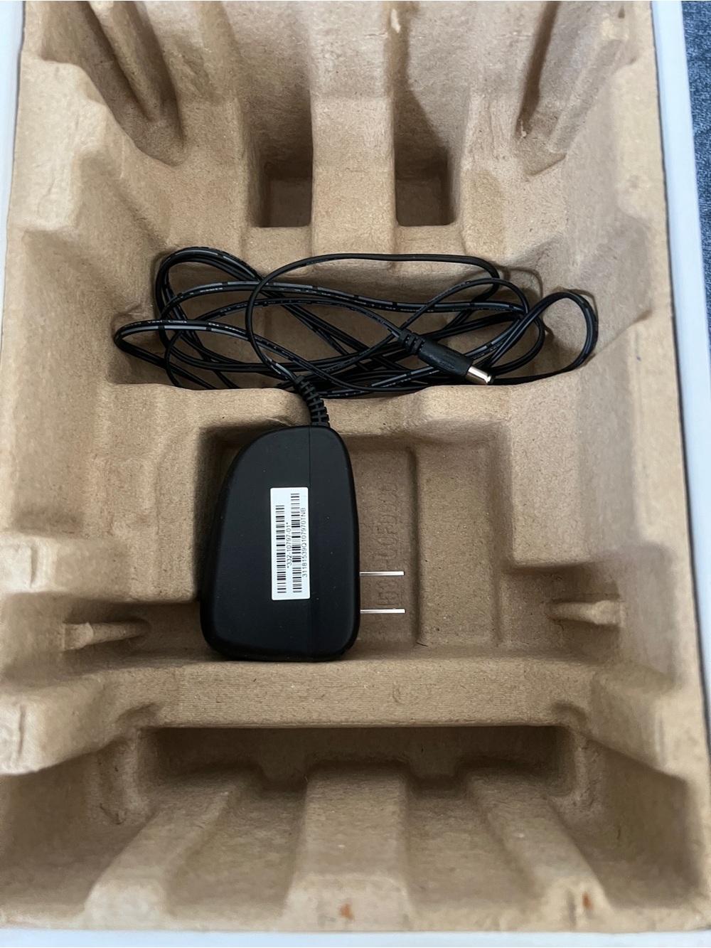 NETGEAR DOCSIS 3.1 Cable Modem - Picture 3 of 7